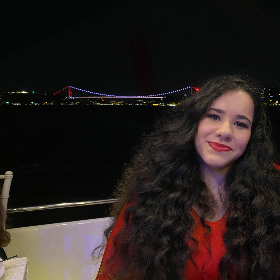 Ayça Elif Aktaş
