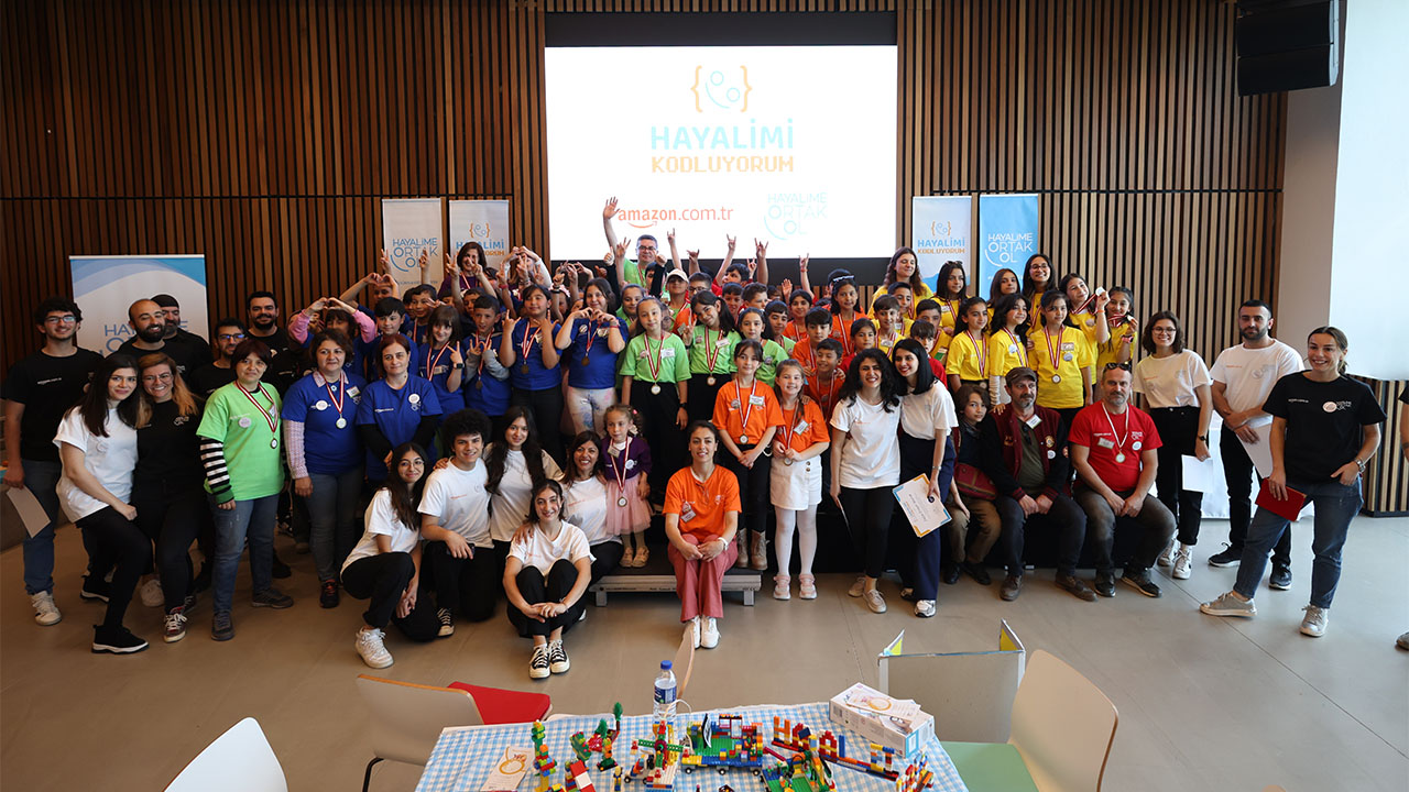 2025 Maraton Gönüllüleri - Hayalime Ortak Ol Topluluğu